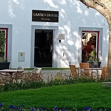 Garden House Fundao Hotell Eksteriør bilde